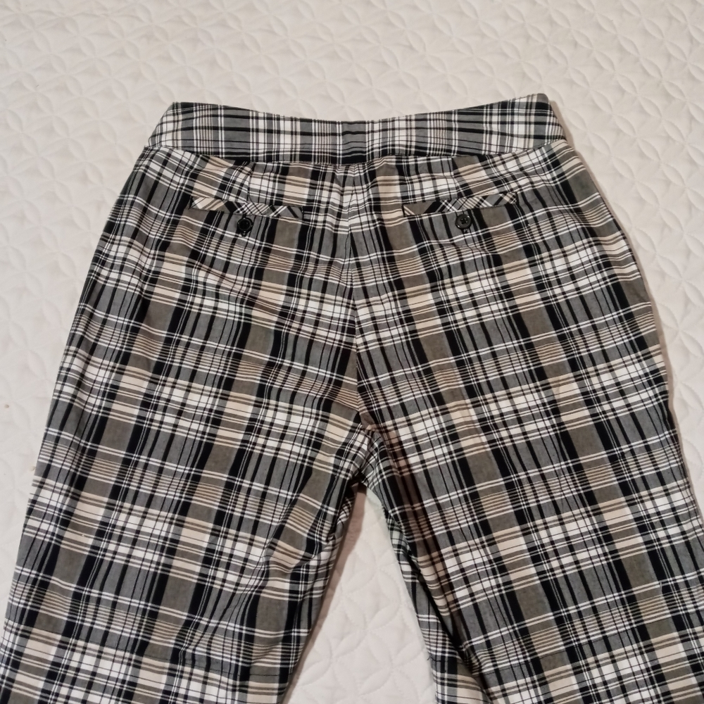 Shorts - Picture 8 of 8